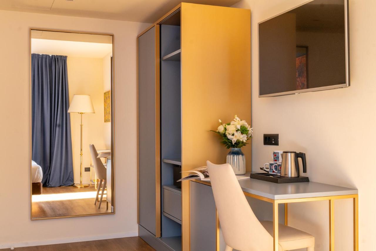 Hotel Rovereto Роверето Екстериор снимка